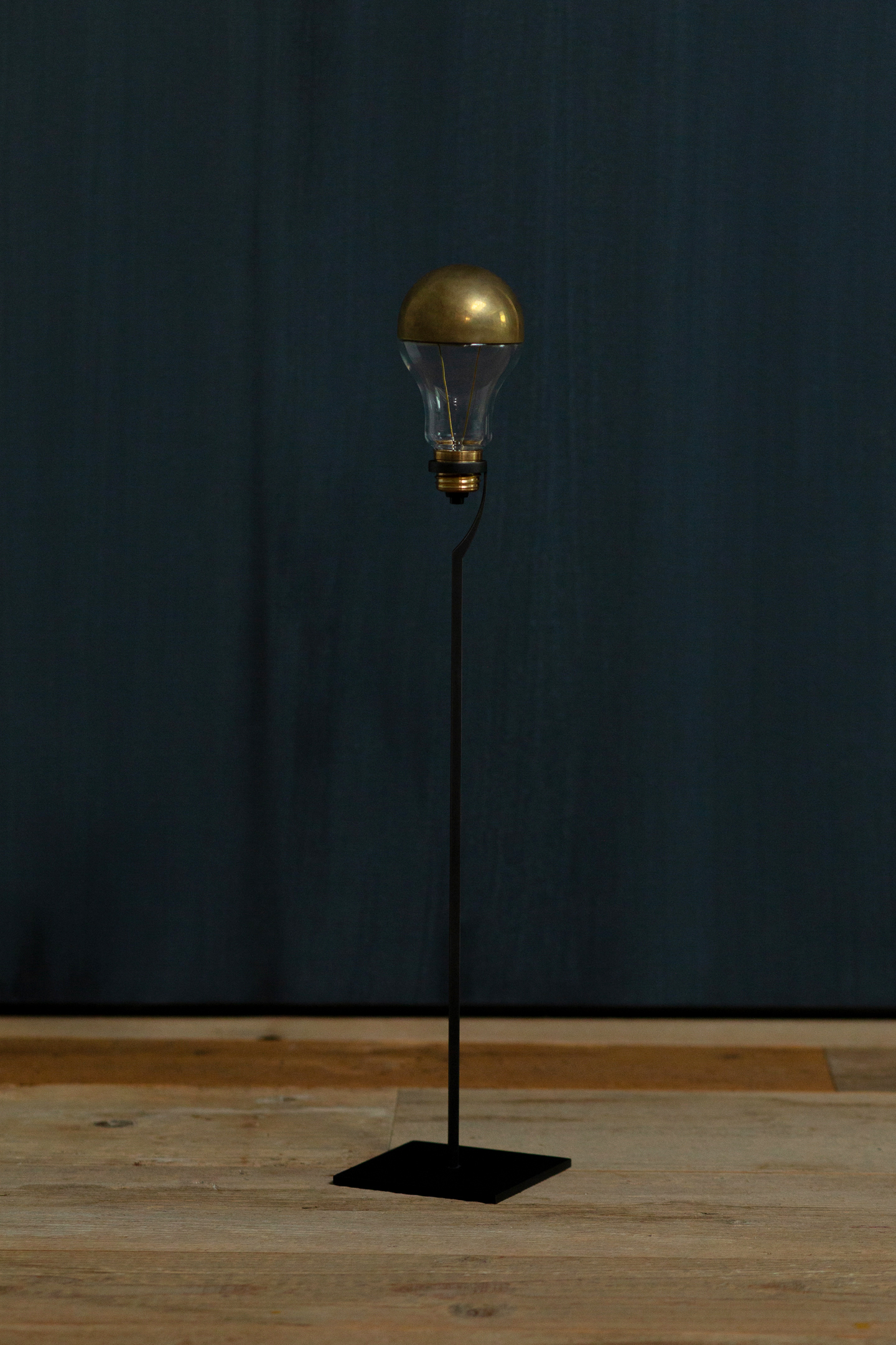 LAMPADARE 1x 1W LED / K 2700 / CRI 80 Batteria Li-iON 3,7V 1180 mA/h alimentatore USB