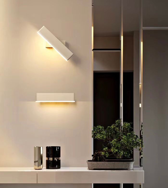 APLICA LED REGLABILA 3000K 12W 480LM ALBA